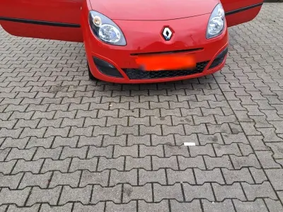 Gebraucht Renault Twingo 60 PS (44 kW) 2009 Rot Kleinwagen