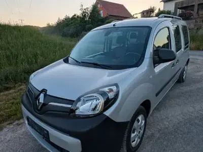 Gebraucht Renault Kangoo 44 kW (60 PS) 2018 Silber Van / Kleinbus