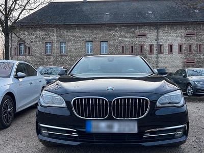 Gebraucht BMW 730 218 PS (160 kW) 2014 Schwarz Limousine