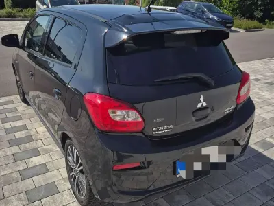 Gebraucht Mitsubishi Space Star Plus 71 PS (52 kW) 2017 Schwarz Kleinwagen
