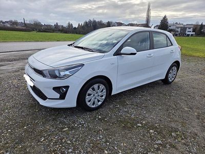 Weiß Gebraucht 2022 Kia Rio Kleinwagen | 11.790 € (Guter Preis)