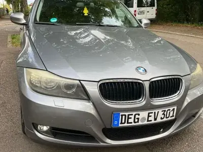 Gebraucht BMW 318 143 PS (105 kW) 2008 Grau Limousine