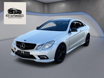 Gebraucht Mercedes E220 AMG 170 PS (125 kW) 2010 Silber Coupé