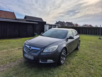 Gebraucht Opel Insignia 160 PS (117 kW) 2010 Andere farben Kombi
