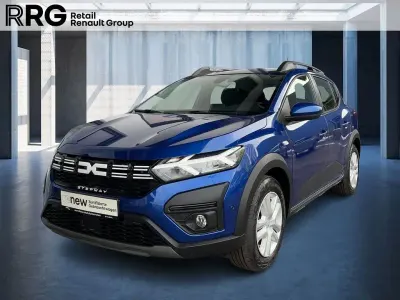 Begagnad Dacia Sandero Expression 101 HK (74 kW) 2024 Blå Sedan