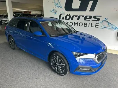 Gebraucht Skoda Octavia Clever 150 PS (110 kW) 2021 Blau Kombi