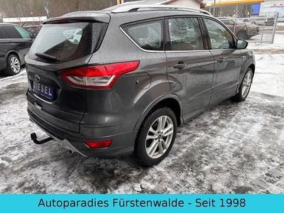 Grau Gebraucht 2014 Ford Kuga Individual SUV | 10.950 € (Fairer Preis)