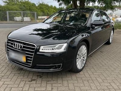 Audi A8L