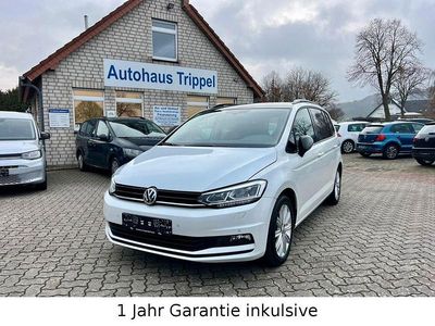 Weiß Gebraucht 2017 VW Touran Highline Van / Kleinbus | 17.990 € (Fairer Preis)