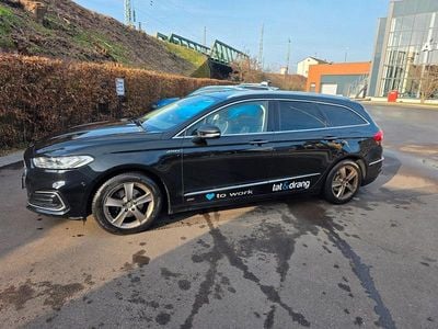 Schwarz Gebraucht 2019 Ford Mondeo Vignale Kombi | 15.000 € (Fairer Preis)