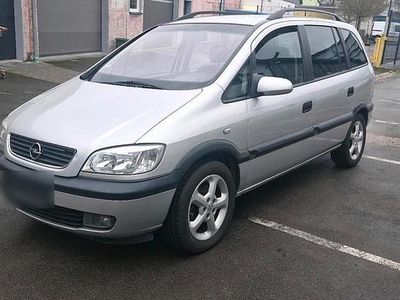 Gebraucht Opel Zafira 125 PS (91 kW) 2001 Van / Kleinbus
