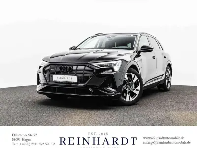 Gebraucht Audi e-tron S-Line 300 kW (408 PS) 2023 Mythosschwarz metallic SUV