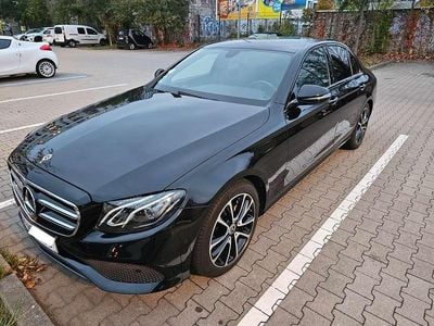Mercedes E200