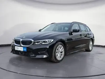 Używany BMW 320 Advantage 190 KM (139 kW) 2020 Czarny Kombi