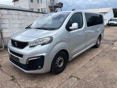 Peugeot Traveller