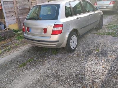 Second-hand Fiat Stilo 60 CP (44 kW) 2002 Argintiu Hatchback