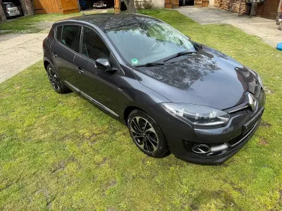 Używany Renault Mégane Bose Edition 130 KM (95 kW) 2014 Andere farben Sedan/Limuzyna