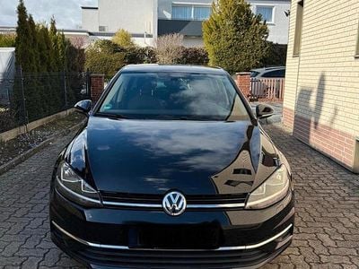 Usata VW Golf VII 110 CV (80 kW) 2019 Nero Berlina