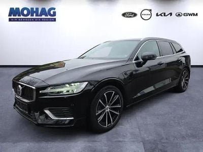 Second-hand Volvo V60 Core 350 CP (257 kW) 2022 Negru Break