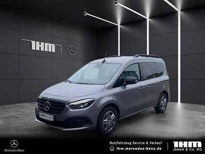Grau Gebraucht 2023 Mercedes Citan 112 Kombi | 24.978 € (Teuer)