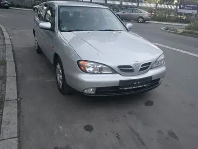 Gebraucht Nissan Primera 114 PS (83 kW) 2000 Silber Kombi