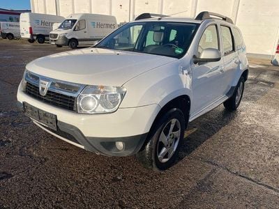 Gebraucht Dacia Duster 105 PS (77 kW) 2011 Weiß Van / Kleinbus
