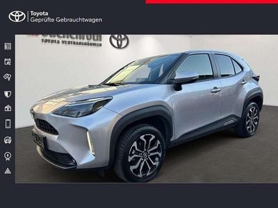Gebraucht Toyota Yaris Cross Team 116 PS (85 kW) 2023 Silber SUV