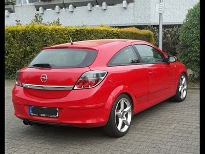 gebraucht Opel Astra GTC 1.8 Sport -neuer Zahnriemen/Reifen 23!