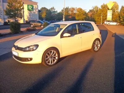 Gebraucht VW Golf VI Highline 122 PS (89 kW) 2009 Weiß Kleinwagen