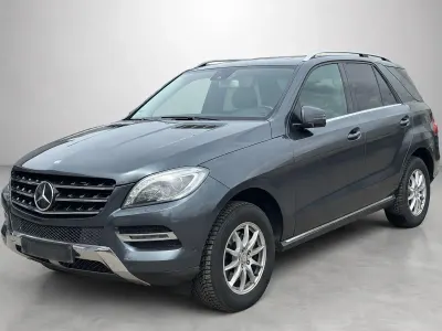 Gebraucht Mercedes ML350 258 PS (189 kW) 2013 Grau SUV