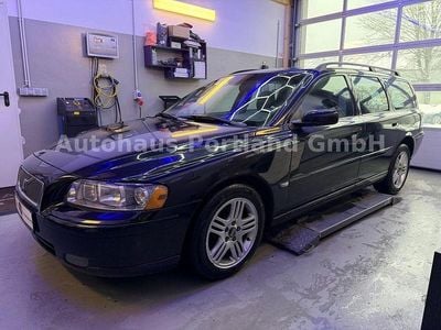 Second-hand Volvo V70 Momentum 185 CP (136 kW) 2006 Negru Break