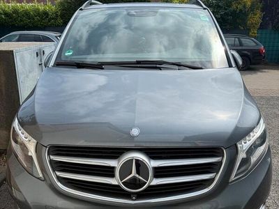 Mercedes V250