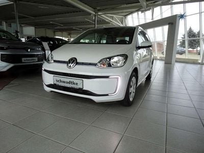 Gebraucht VW e-up! move up! 61 kW (83 PS) 2021 Pure white Kleinwagen