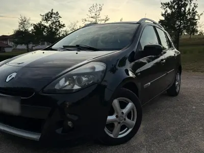 Gebraucht Renault Clio II 75 PS (55 kW) 2010 Schwarz Limousine
