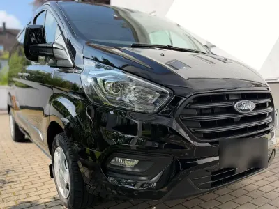 Gebraucht Ford Transit Custom 131 PS (96 kW) 2021 Schwarz Van / Kleinbus