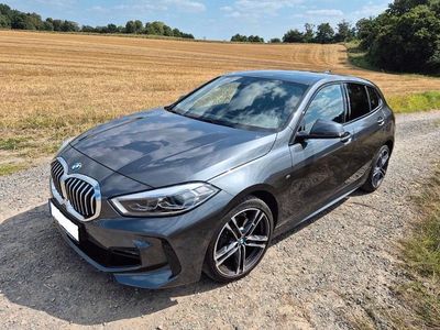 Usata BMW 118 M Sport 150 CV (110 kW) 2021 Grigio Utilitaria