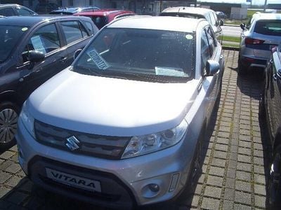 Second-hand Suzuki Vitara Comfort 119 CP (87 kW) 2016 Argintiu SUV