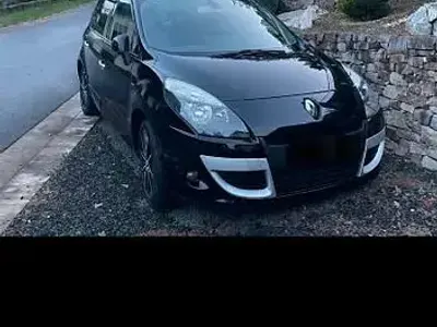 Gebraucht Renault Scénic III Bose Edition 131 PS (96 kW) 2011 Schwarz Van / Kleinbus