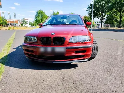 Gebraucht BMW 318 118 PS (86 kW) 1998 Rot Limousine