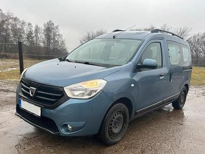 Gebraucht Dacia Dokker Lauréate 116 PS (85 kW) 2014 Blau Van / Kleinbus