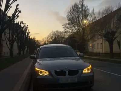 Gebraucht BMW 520 170 PS (125 kW) 2003 Grau Limousine