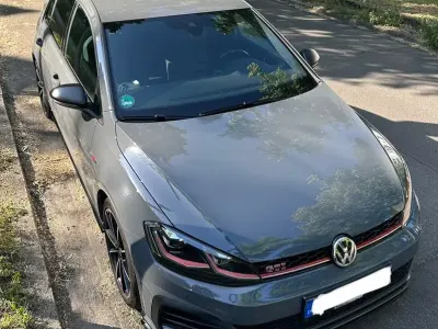 Gebraucht VW Golf VII GTI 290 PS (213 kW) 2019 Grau Limousine