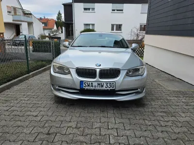 Gebraucht BMW 330 200 PS (147 kW) 2013 Silber Coupé