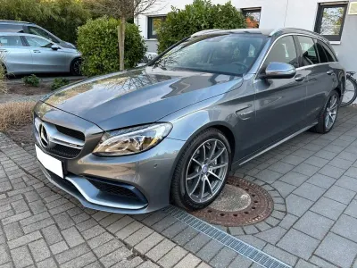 Gebraucht Mercedes C63 AMG AMG 476 PS (350 kW) 2017 Grau Limousine