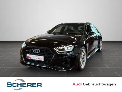 Używany Audi RS4 Design 450 KM (330 kW) 2023 Czarny Kombi