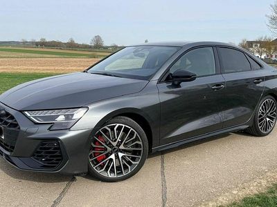 Gebraucht Audi S3 Ambiente 333 PS (244 kW) 2024 Grau Limousine