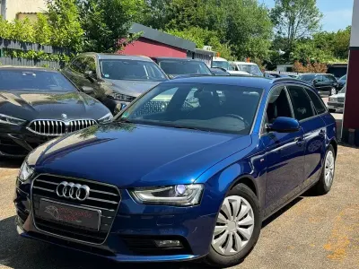 Gebraucht Audi A4 S-Line 170 PS (125 kW) 2013 Blau Limousine