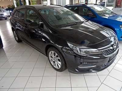 Schwarz Gebraucht 2021 Opel Astra Edition Kombi | 14.800 € (Etwas zu teuer)