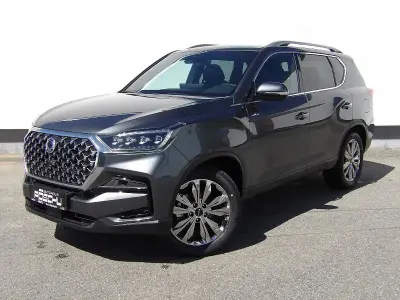 Neu KGM Rexton 201 PS (147 kW) 2026 Grau SUV