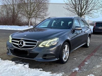 Gebraucht Mercedes E220 2014 Grau Kombi